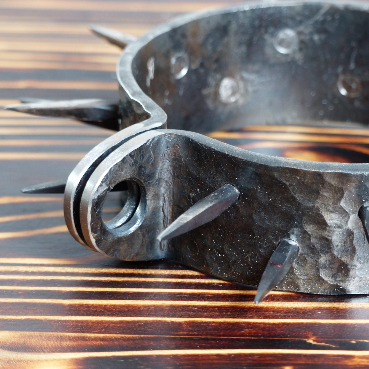 Collier à pics
