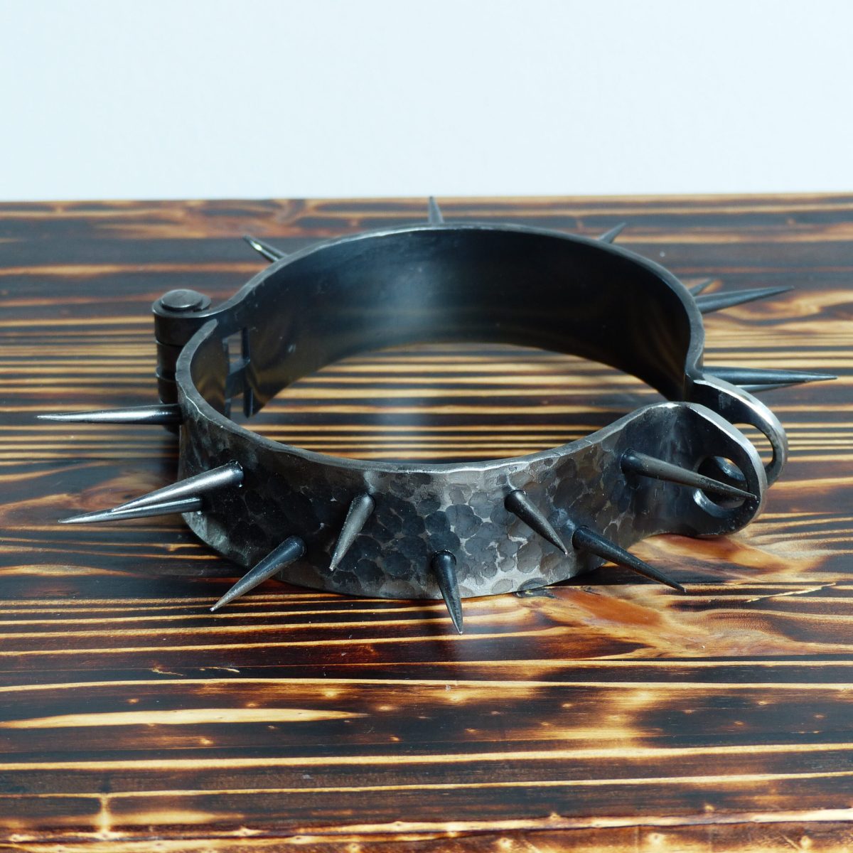 Collier à pics