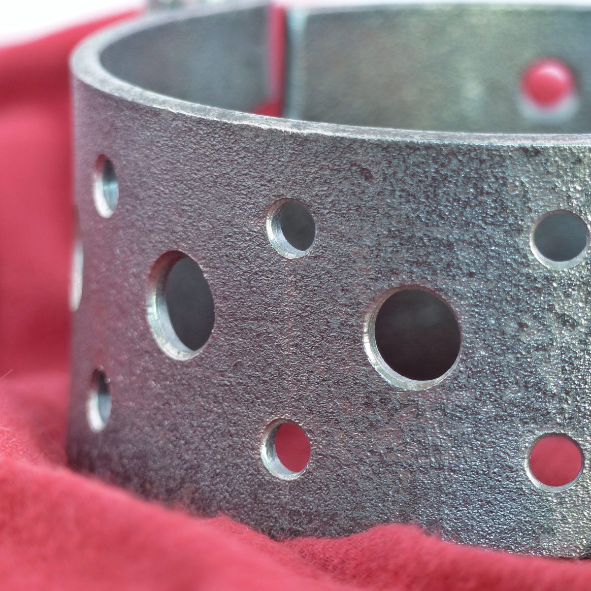 P1100048-01 Collier métal -- gamme Kväll